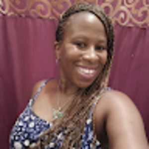 Meet your Posher, Latoya